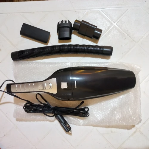 Mini aspirateur auto