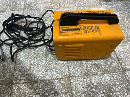 Poste a soudé