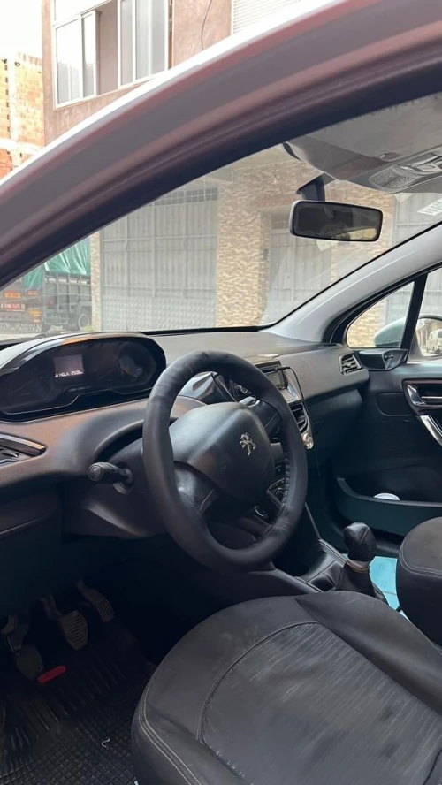 Peugeot 208 2013 208