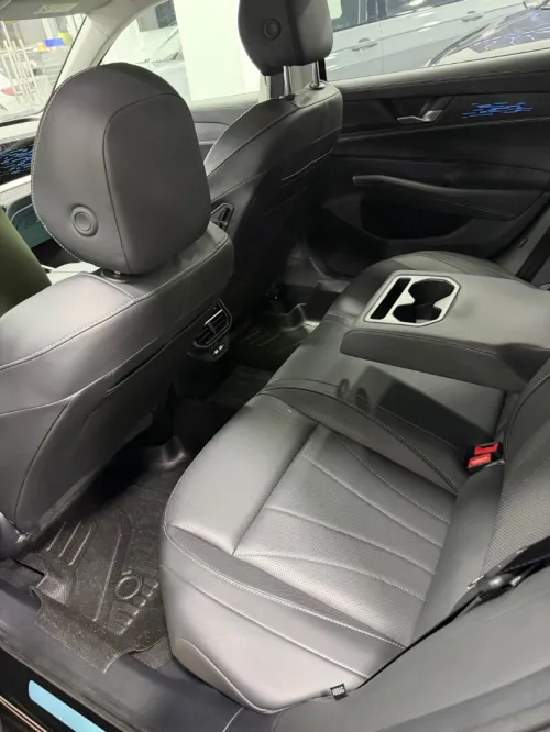 Volkswagen Passat 2025 Pro