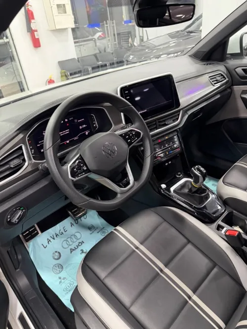 Volkswagen T-Roc 2025 R-Line 