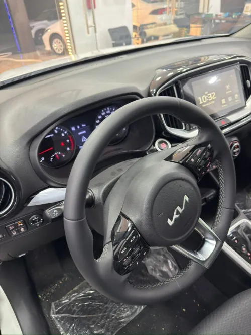 Kia KX1 2025 luxury