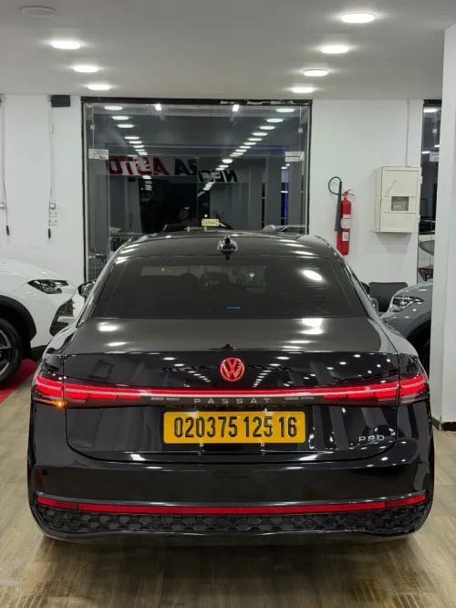Volkswagen Passat 2025 Pro