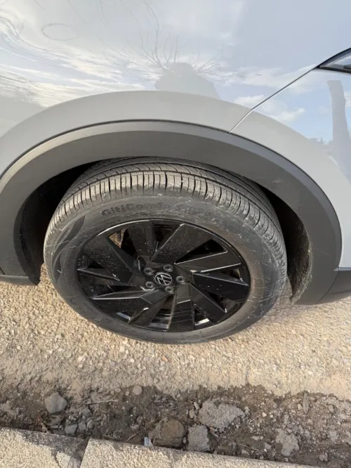 Volkswagen Tahru 2025 