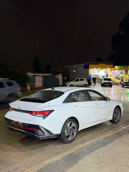 Hyundai Elantra 2025 GLX