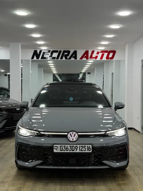 Volkswagen Golf 8 2025 R-Line