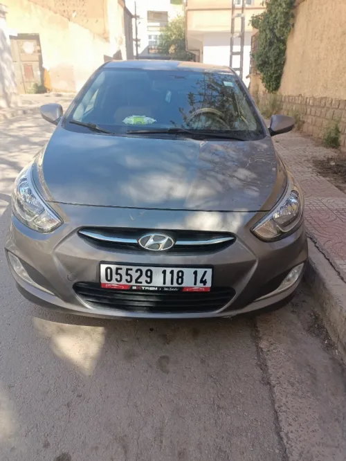 Hyundai Accent RB  4 portes 2018 Accent RB  4 portes