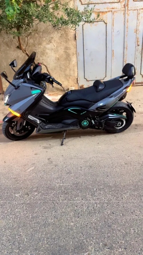 Yamaha T max 530 2016