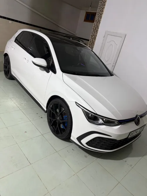 Volkswagen Golf 8 2021 GTE