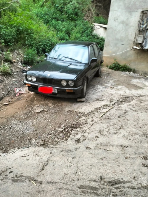 BMW Série 3 1985 E 30