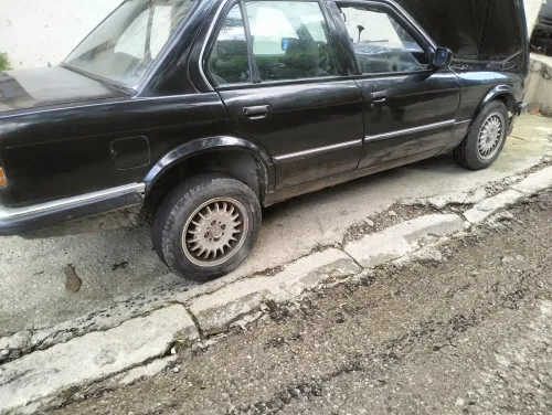BMW Série 3 1985 E 30