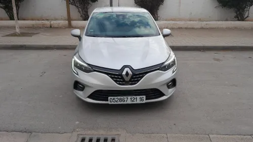 Renault Clio5 lentens 2021 