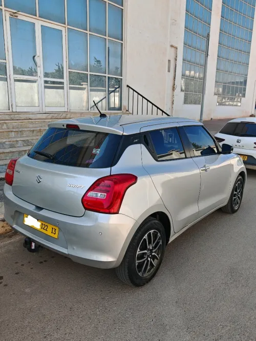 Suzuki Swift 2022 GLX