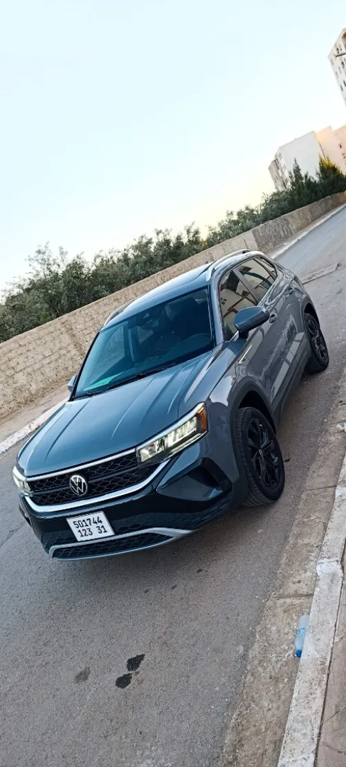 Volkswagen Taos 2023 SE Black 