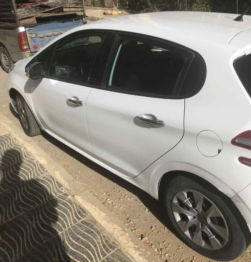 Peugeot 208 2012 208