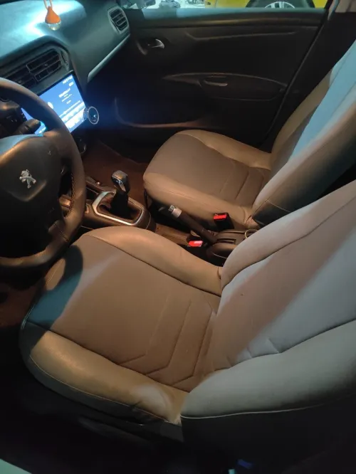Peugeot 301 2013 Active