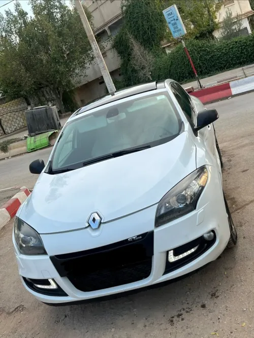 Renault Megane 3 2013 Black touch