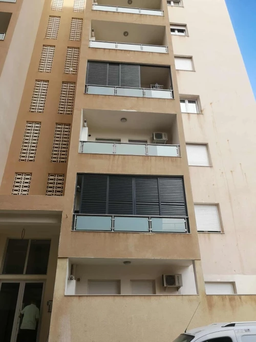 Brise vue en aluminium pour balcon ou clôture 