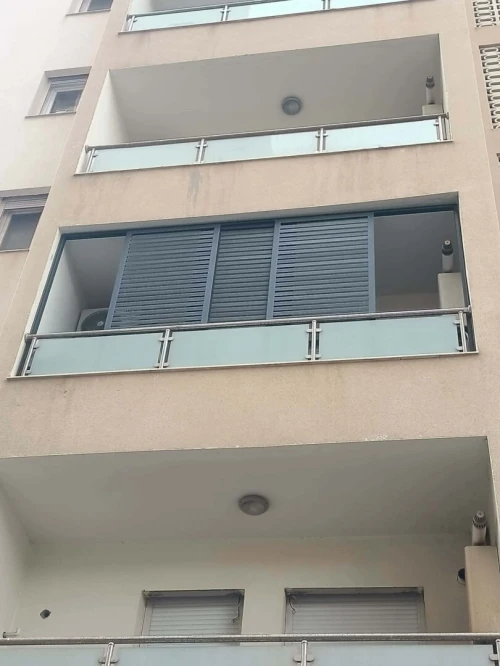 Brise vue en aluminium pour balcon ou clôture 