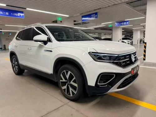 Volkswagen Tayron  2024 