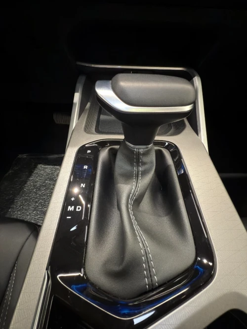 Geely Emgrand 2025 Permium 