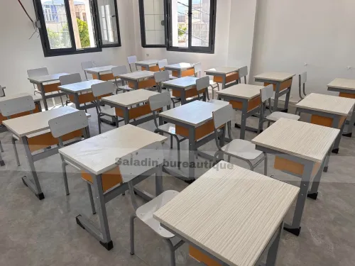 Table et chaises scolaires 