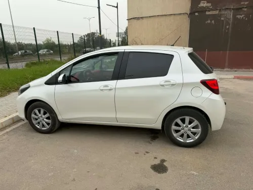 Toyota Yaris 2017 Red Edition