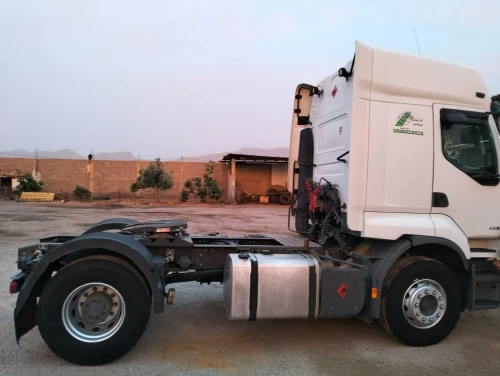 Reneult Lander440 dxi 2011