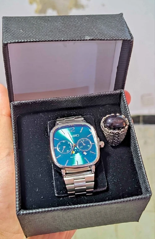 Montres de luxe pour hommes + bagues élégantes