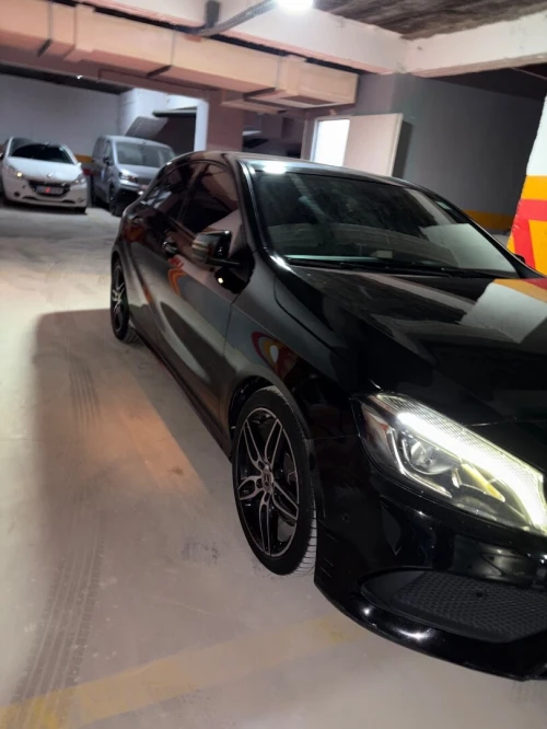 Mercedes Classe A 2018 180  Exclusif +