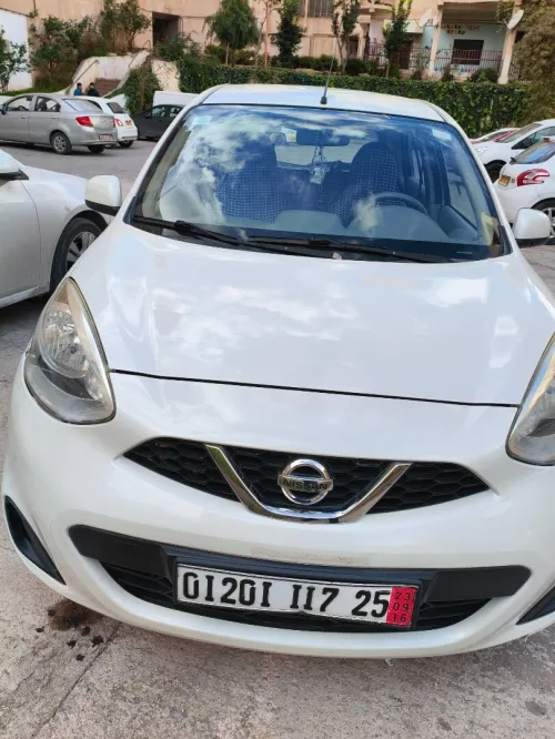 Nissan Micra 2017 Visia +
