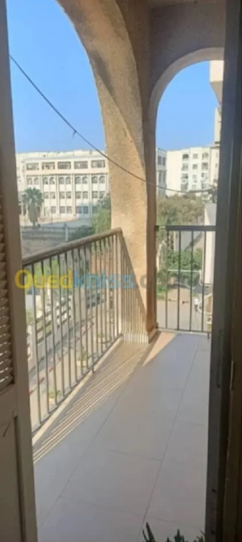 Location Appartement F3 Alger Bab ezzouar