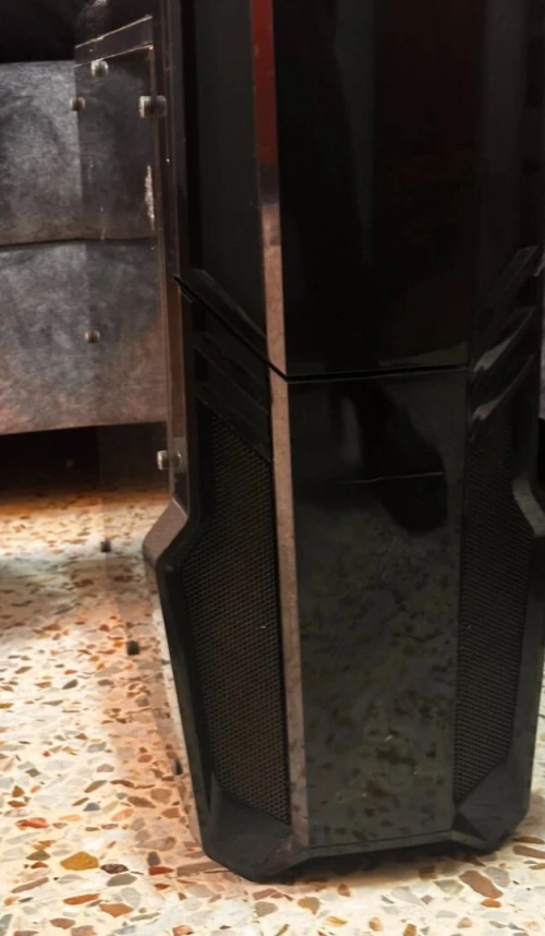 Boitier gaming avec ses ventilateurs RGB