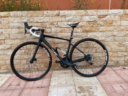 Cube ATTAIN SL / velo de course / route