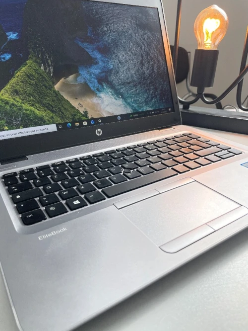 HP Élitebook 840 G3 i5-6eme / 8GB / 256gb ssd / 14"