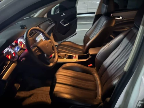 Peugeot 408 2025 Édition LaTouch 360THP 2024