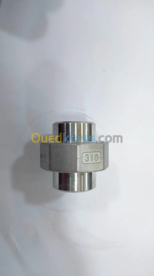 ** INOX ** RACCORD UNION EN INOX FILTE ET A SOUDER 