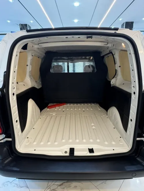 Peugeot Partner 2017 B9