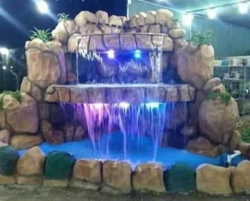 conception et réalisation de cascade d'eau pour cour, terrasse,jardin, piscine et place public تصنيع وتركيب الشلالات