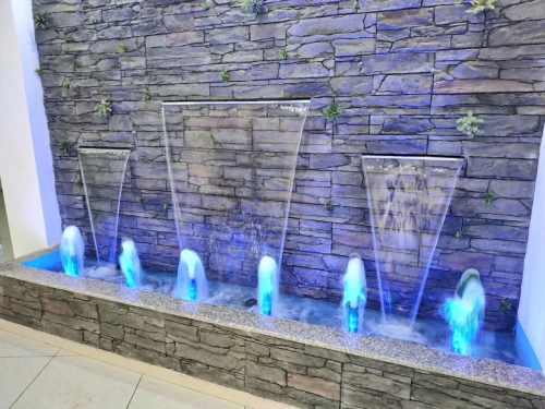 بيع قطع الغيار الأصلية وملحقاتها للنوافير المائية Vente de pièces d'origine pour fontaine et cascade