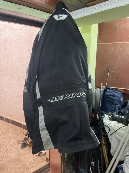 Tenue pour motard ( bottes plus veste )