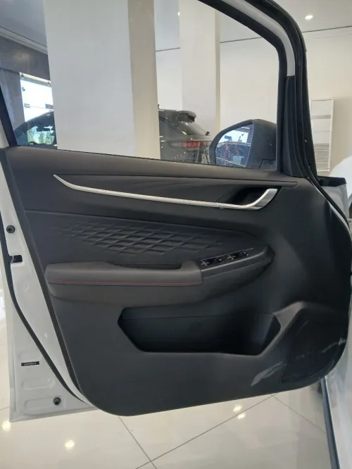 Livan X3 Pro  2026 Automatique (Avec toi ouvrant )
