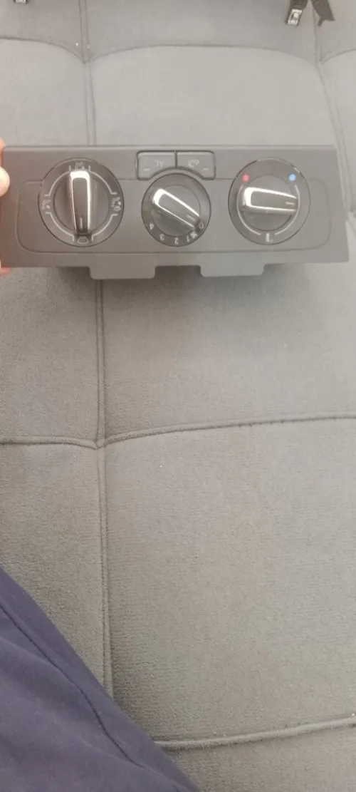 Boutons chauffage peujeot 207