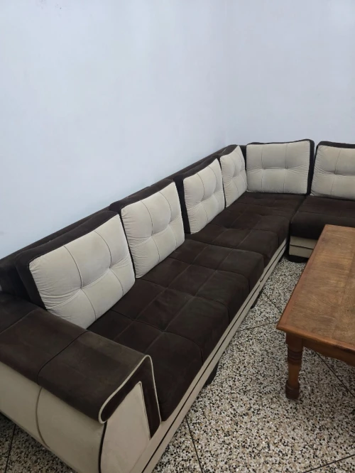 Des canapés et fauteuils