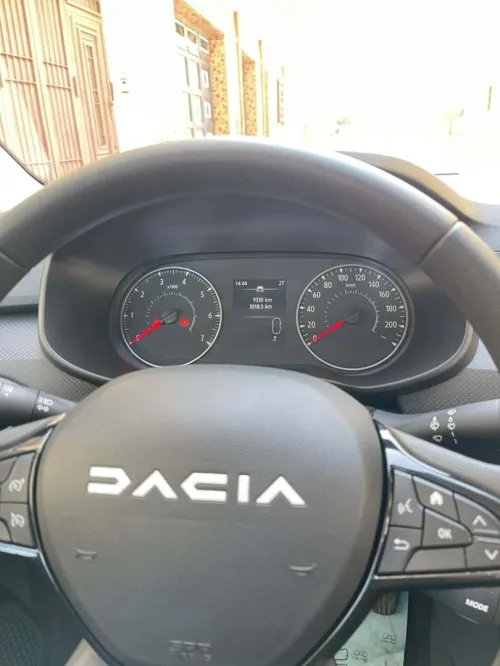 Dacia Logane 2025 Turbo