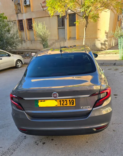 Fiat Tipo Sedan 2023 Life toute options