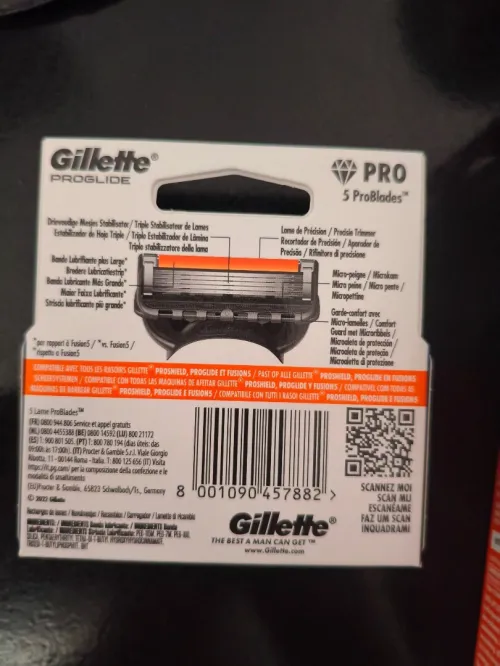 Tondeuse & Kit de Rasage Gillette Tout-en-Un Visage & Corps (Neuf, scellé)