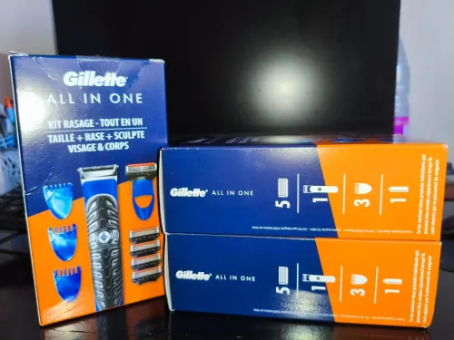 Tondeuse & Kit de Rasage Gillette Tout-en-Un Visage & Corps (Neuf, scellé)