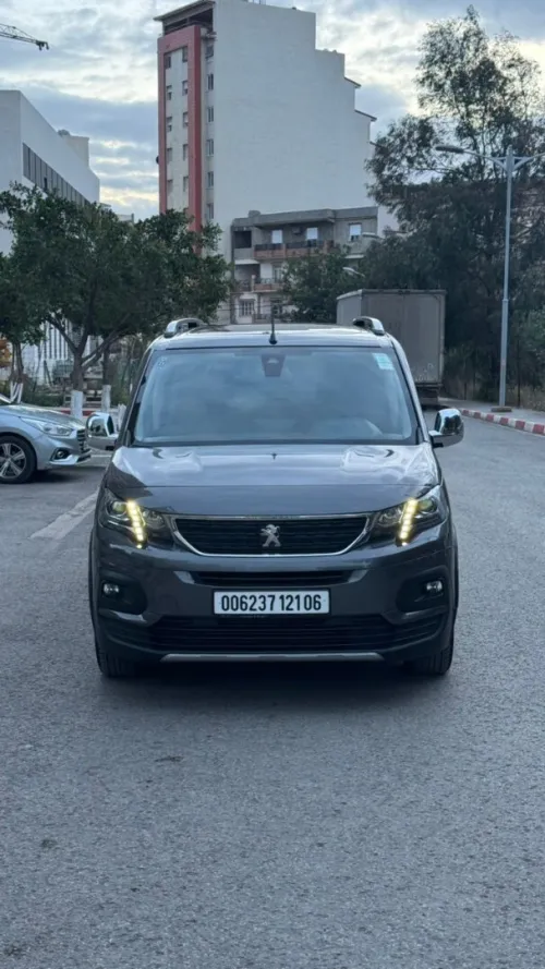 Peugeot Partner 2021 Rifter