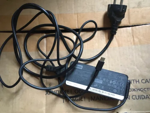 Chargeur Lenovo type c original 65w compatible autre pc Dell MacBook et console Nintendo switch